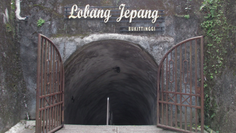 Lobang Jepang